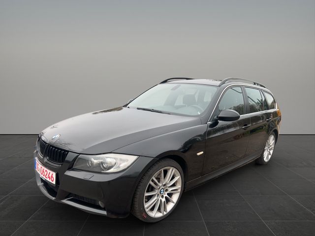 BMW 325d ,3.0d cm3*M Paket*Panorama*Leder*