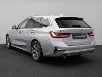Fahrzeugabbildung BMW 320d xDLuxury Line DAB HiFi PDC Stop&Go Komfort