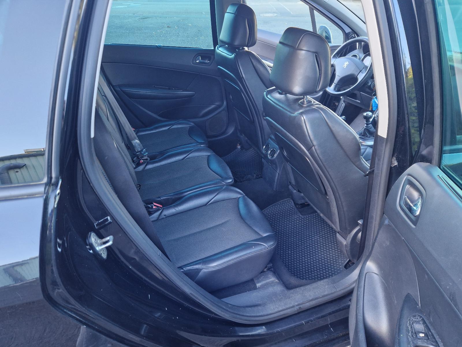 Peugeot 308 2009 — photo 8