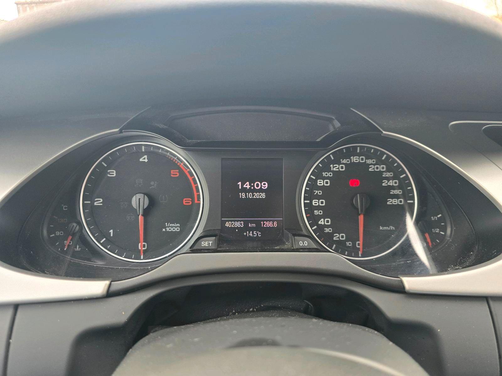 Audi A4 2009 — photo 11