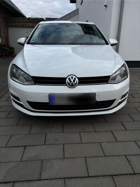 Image of Volkswagen Golf