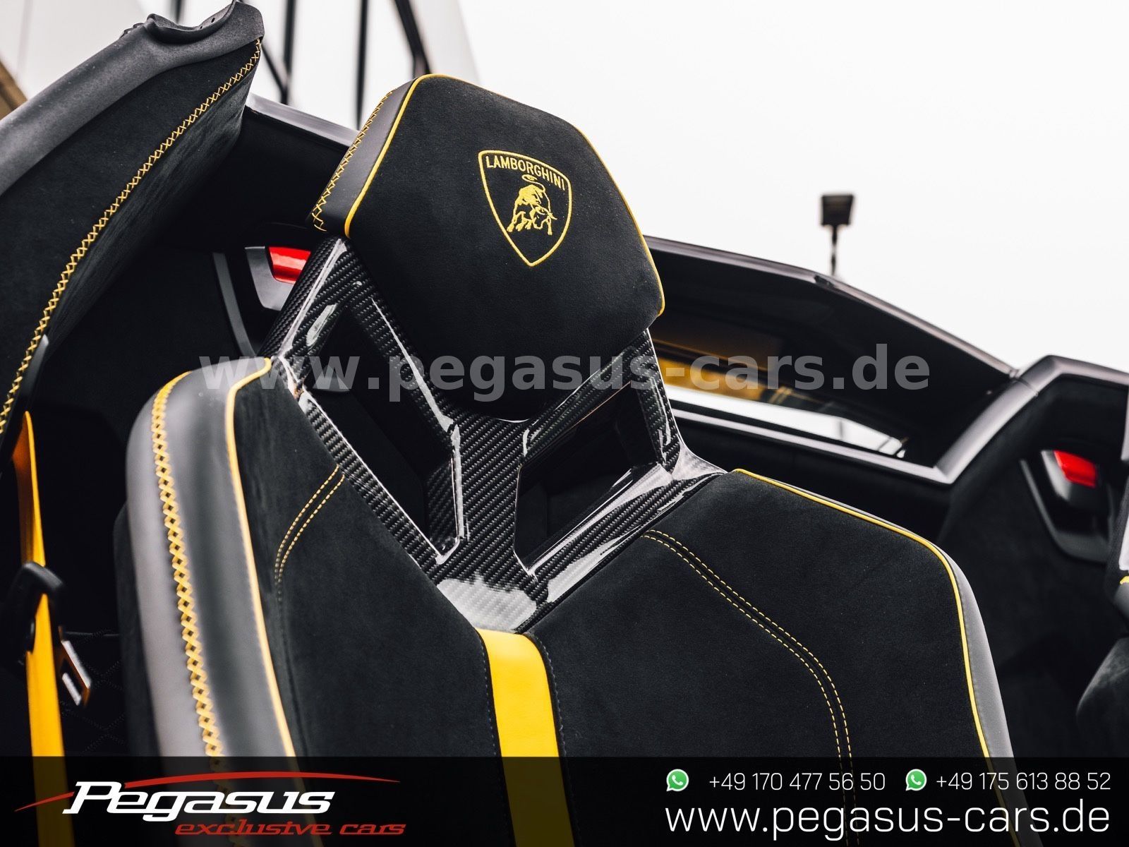 LAMBORGHINI Aventador - 21