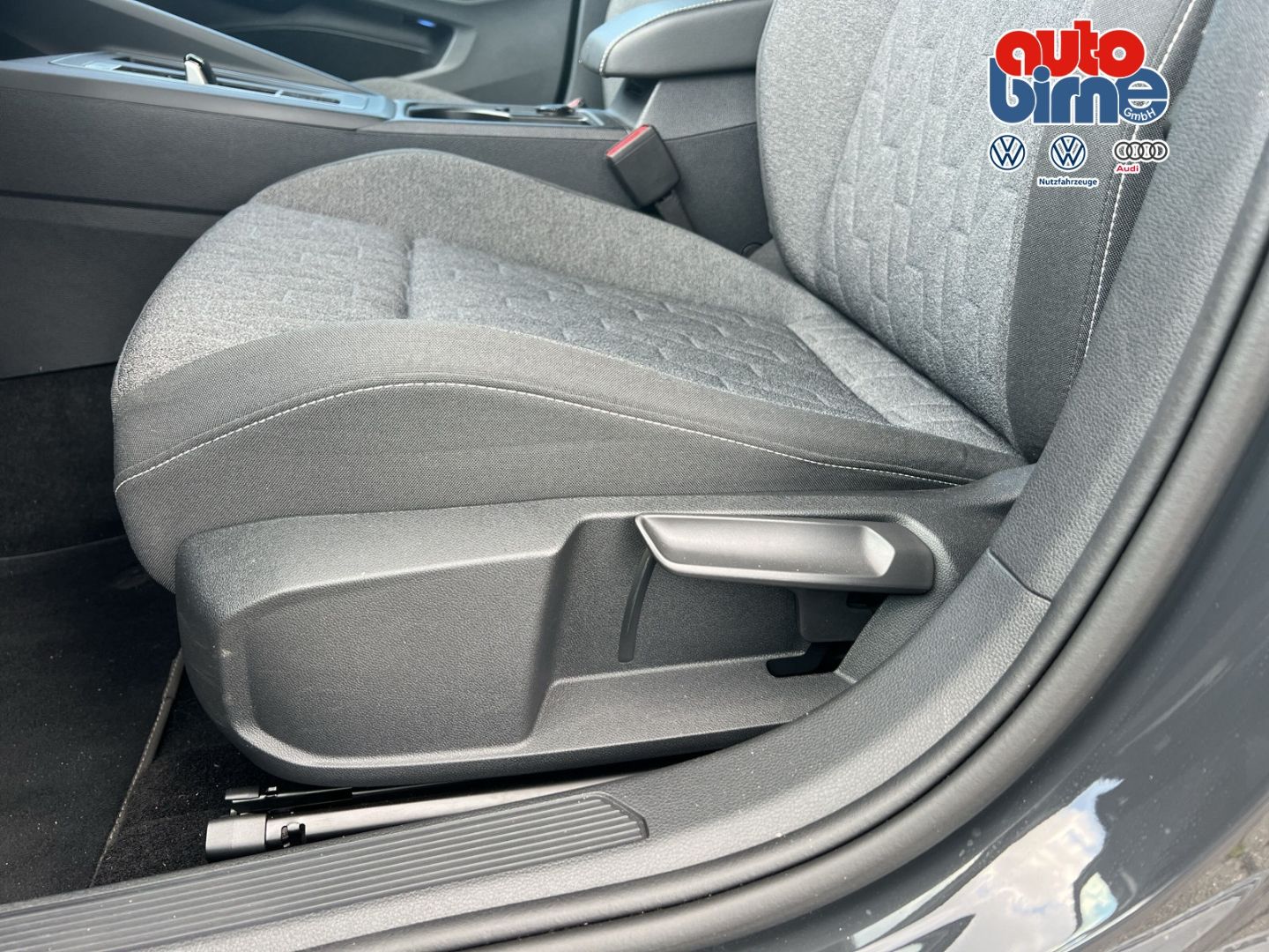 Golf VIII 2.0 TDI DSG Move Navi digitales Cockpi