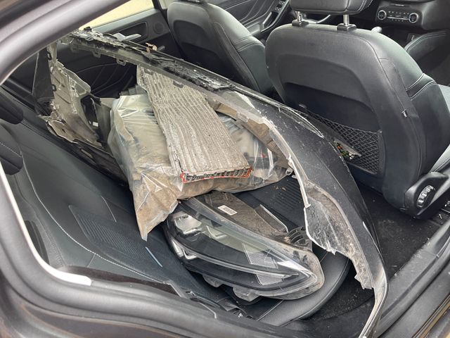 Ford Focus Turnier Active *PANO*NAVI*CARPLAY*TEMP*LED