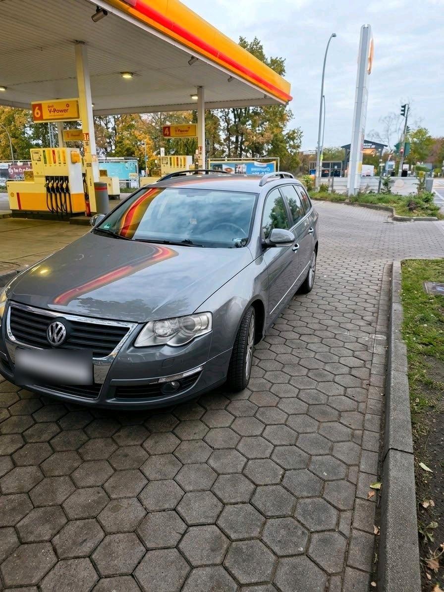 Volkswagen Passat 2008 — вигляд ззаду