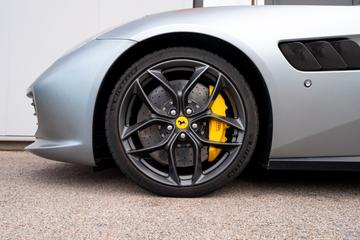 صورة مصغرة 15 لـ 2017 Ferrari GTC4LUSSO