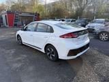 Hyundai IONIQ Trend Hybrid - Hyundai mit Hybrid-Antrieb: Kleinwagen, Automatik