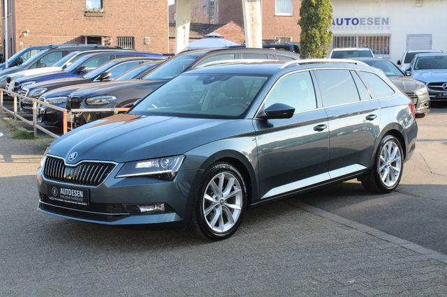 Skoda Superb Combi 2.0 TDI Style+XENON+AHK+PDC+DCC