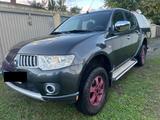 Mitsubishi L200 Invite Doppelkabine 4WD zahnriemen neu - graue Mitsubishi L200
