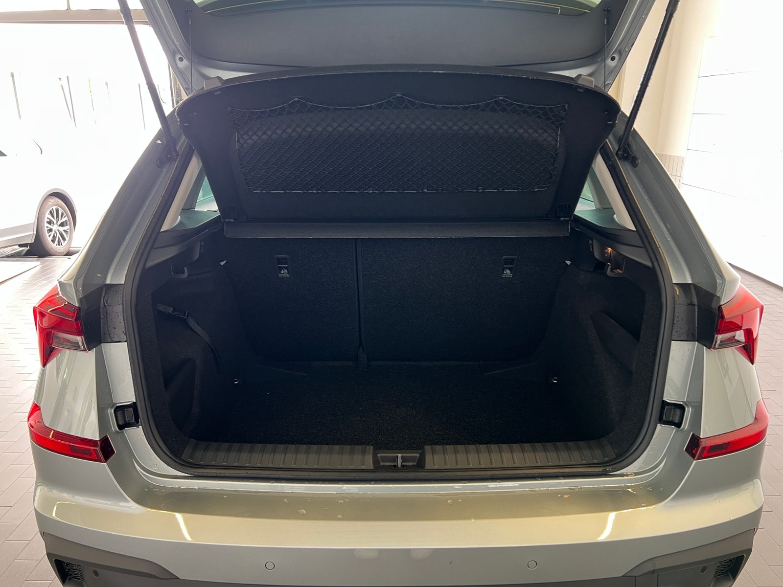 Fahrzeugabbildung SKODA Kamiq Selection 1.0 TSI DSG *ACC, LED, Kamera, S