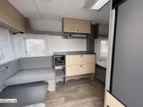Next NEXT 380 1300 kg - für E-Autos geeignet - Next Wohnwagen & Wohnmobile