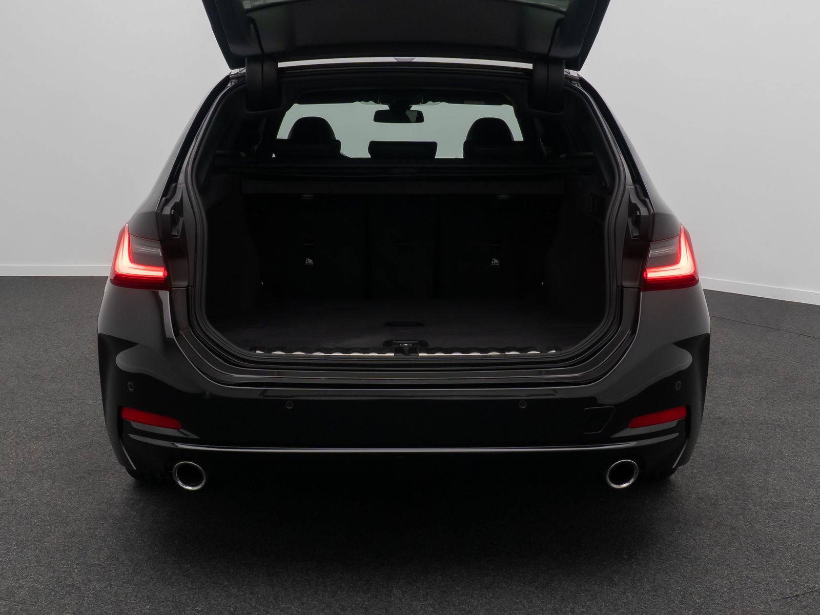 Fahrzeugabbildung BMW 318d Kamera DAB HiFi Leder Sport LED 18Zoll