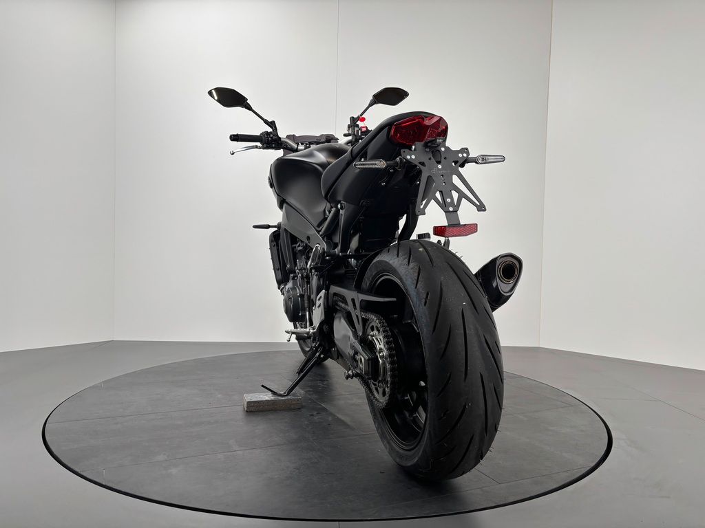 Fahrzeugabbildung Yamaha MT-09 *1. HAND *TOP-ZUSTAND *4450 KM !