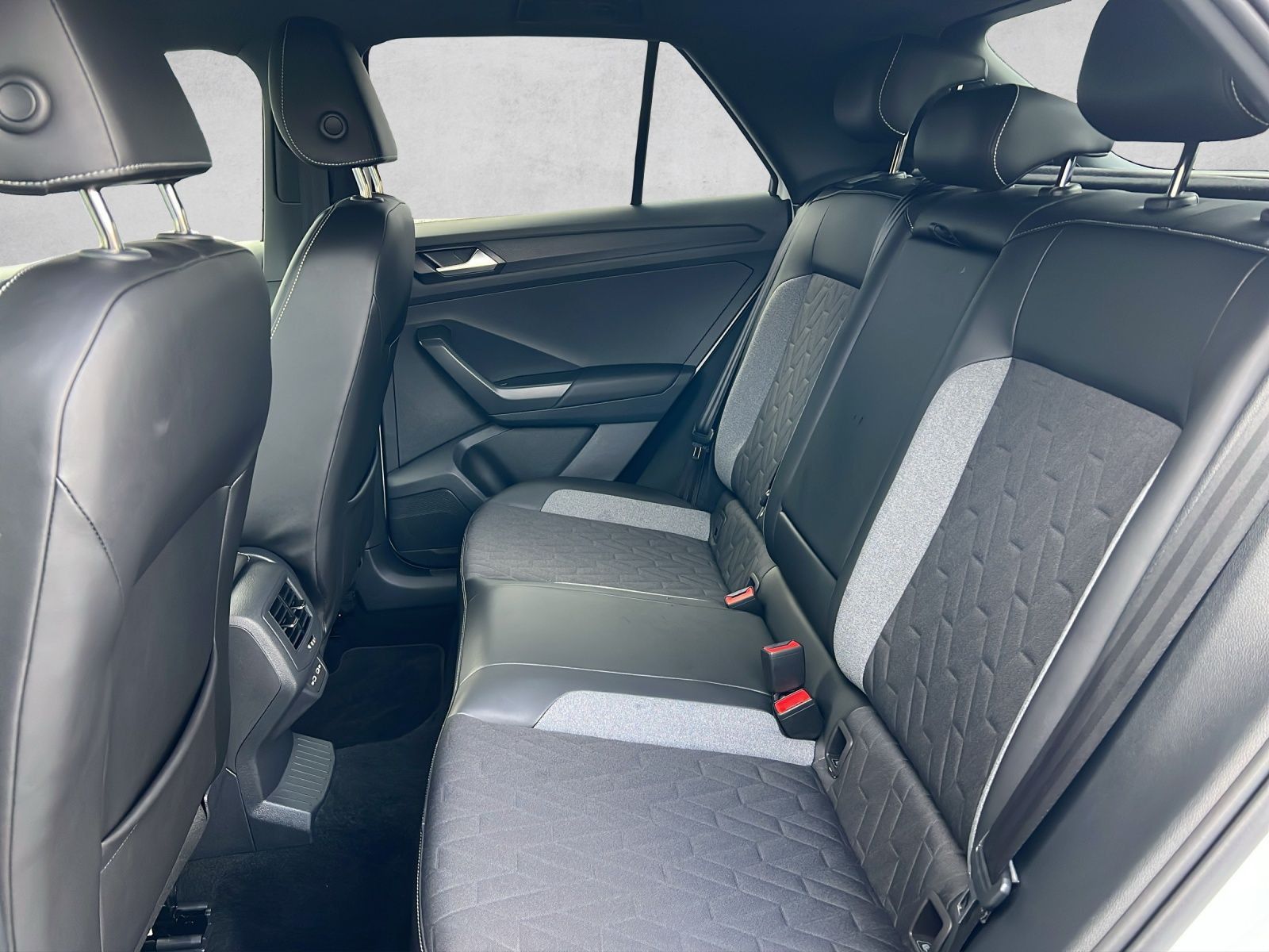 T-Roc Goal 2.0 TDI DSG AHK*Navi*ACC