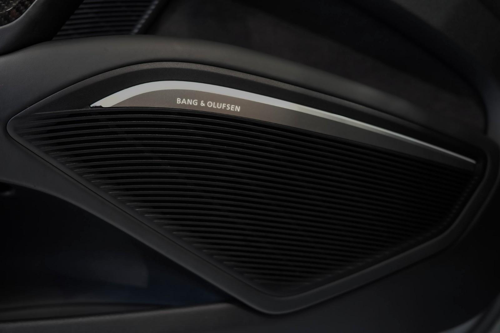 Audi TT RS Road. qu*NARDO-GRAU*CARBON*B&O*NAPPA*1.HD
