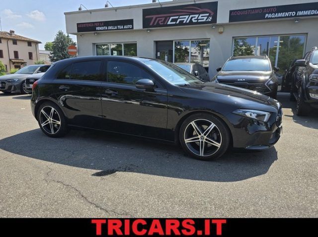 Mercedes-Benz MERCEDES-BENZ A 200 d Automatic Sport NIGHT EDIT