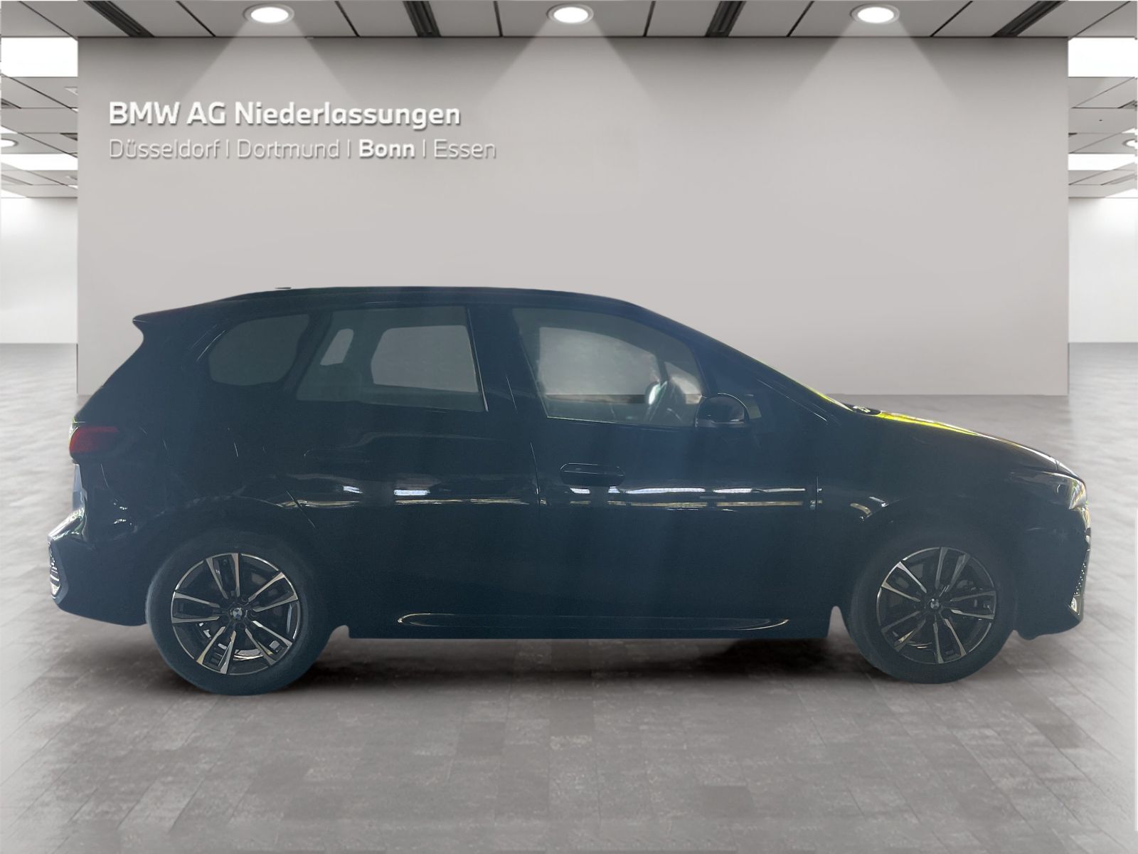 BMW 223 Active Tourer - Bild 7