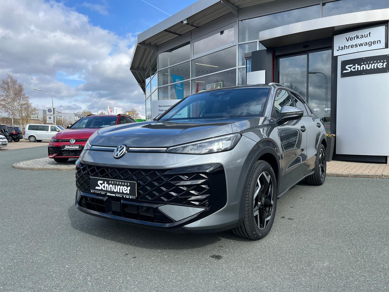 Volkswagen T-Roc 1.5 eTSI DSG R-Line + Kamera + AHK + ACC