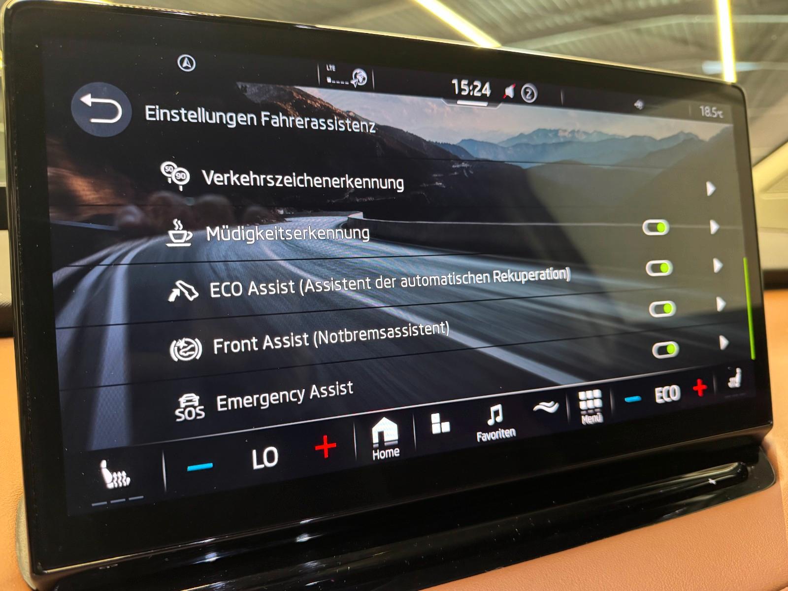 Skoda ENYAQ 80X ecoSUITE 195KW*HUD*AHK*360*MATRIX*WÄPU