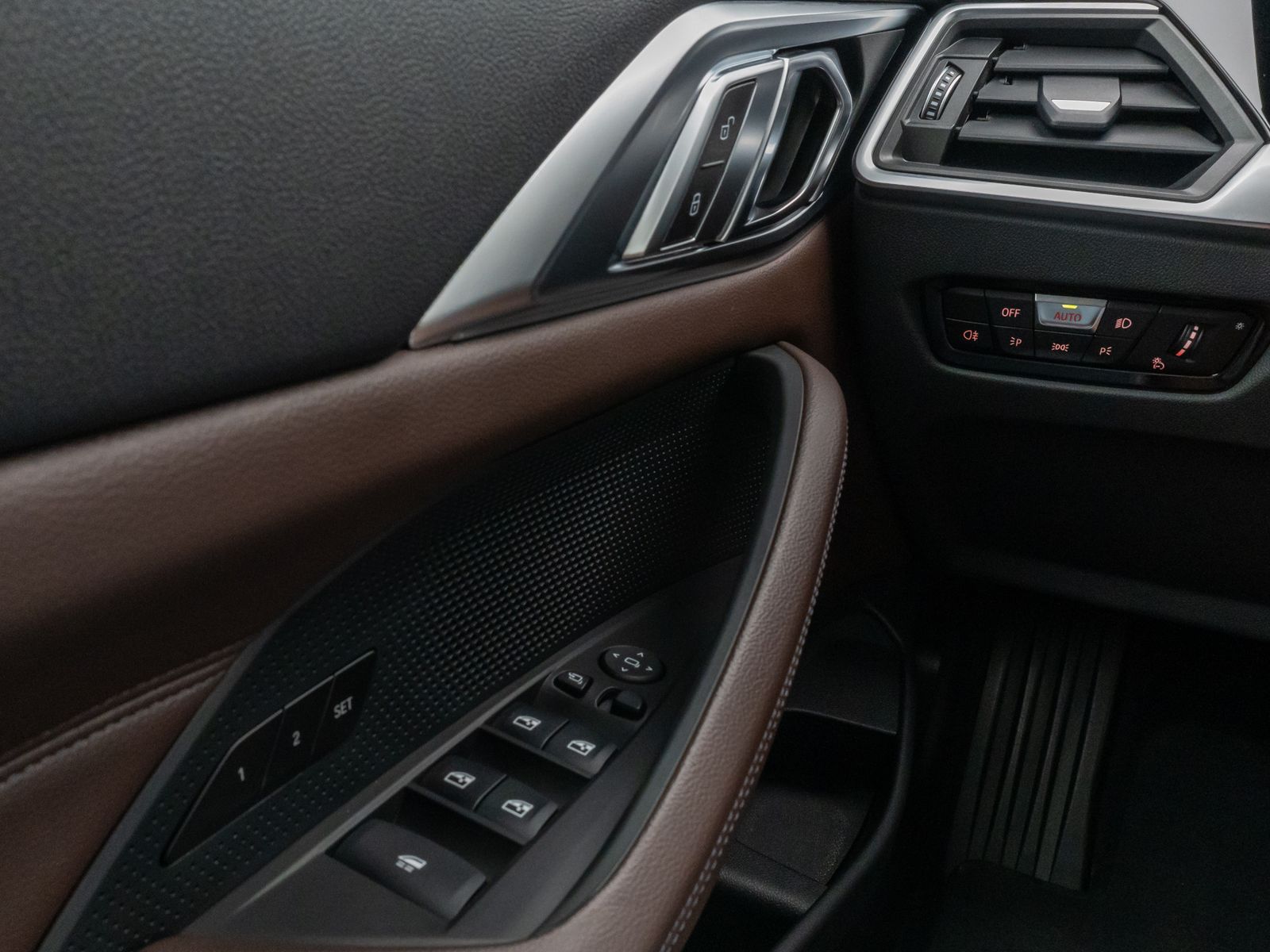 Fahrzeugabbildung BMW 420i Cabrio Kamera HiFi AHK Alarm DAB WLAN Leder
