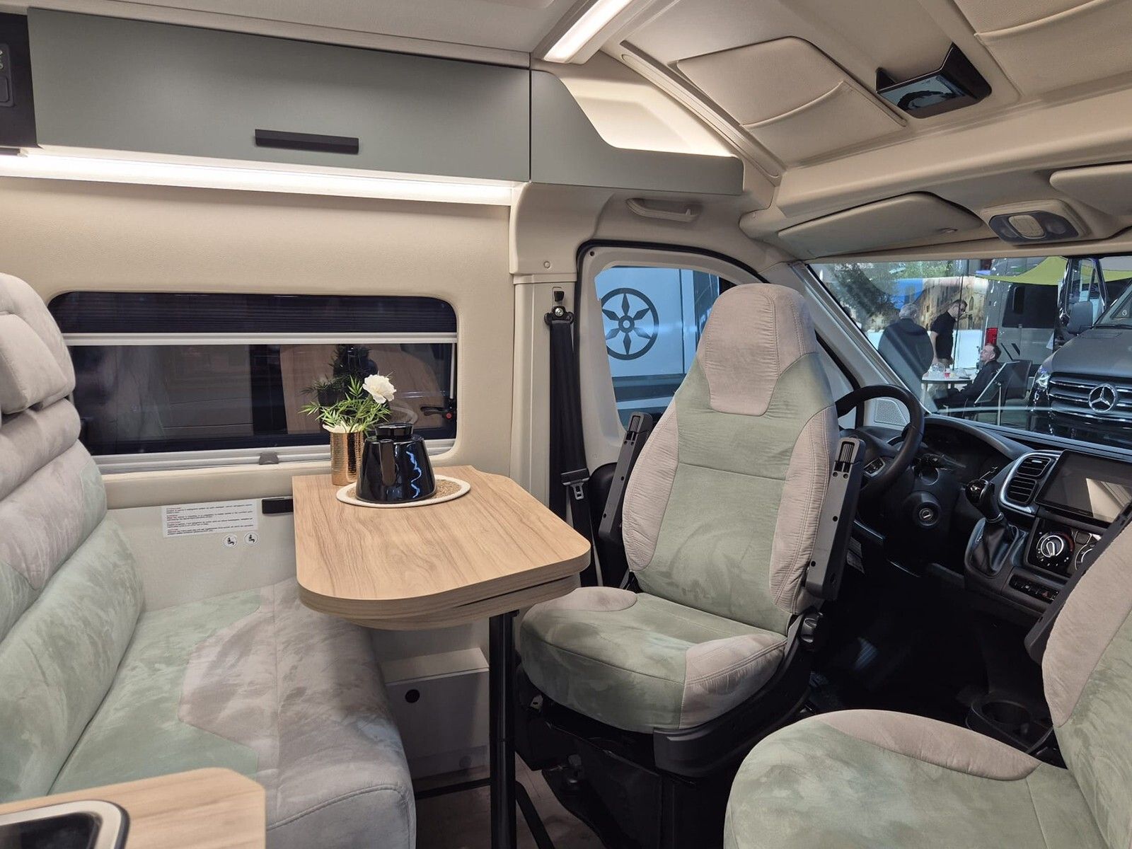 Fahrzeugabbildung Karmann Davis Trendstyle DA 620 TSC Dörr-Paket 30 Jahre