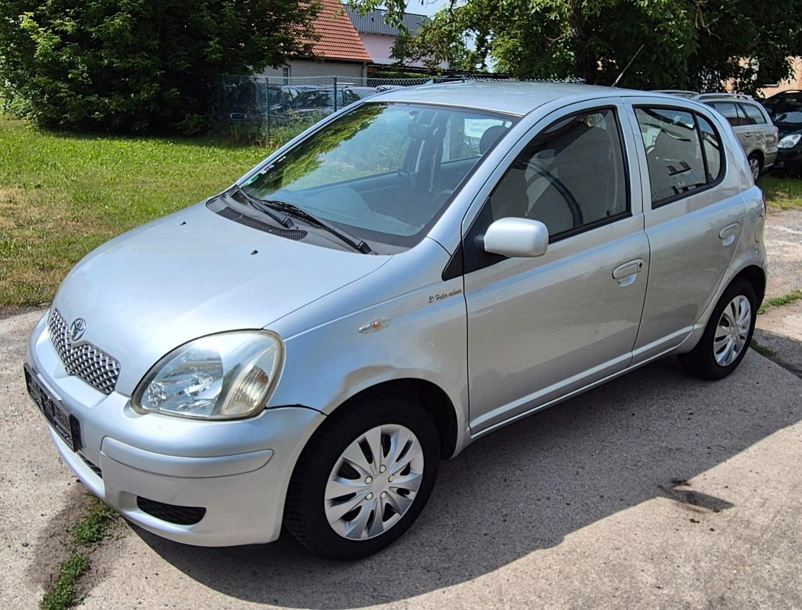 Toyota Yaris 1.0 Sol