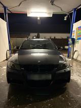 BMW e90 330i - BMW 330: 330i E90