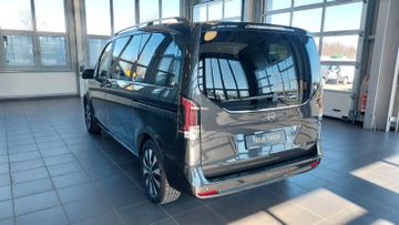 Mercedes V 220 - 5