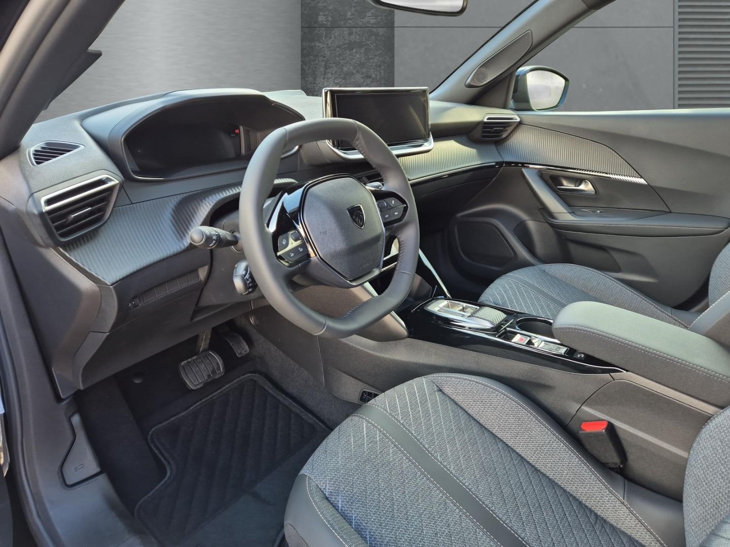 Peugeot 2008 Allure Hybrid AT Navi AHK-abnehmbar Grip Co