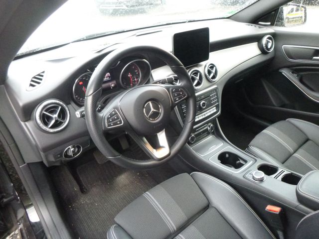 CLA 220 Urban Diesel Automatik