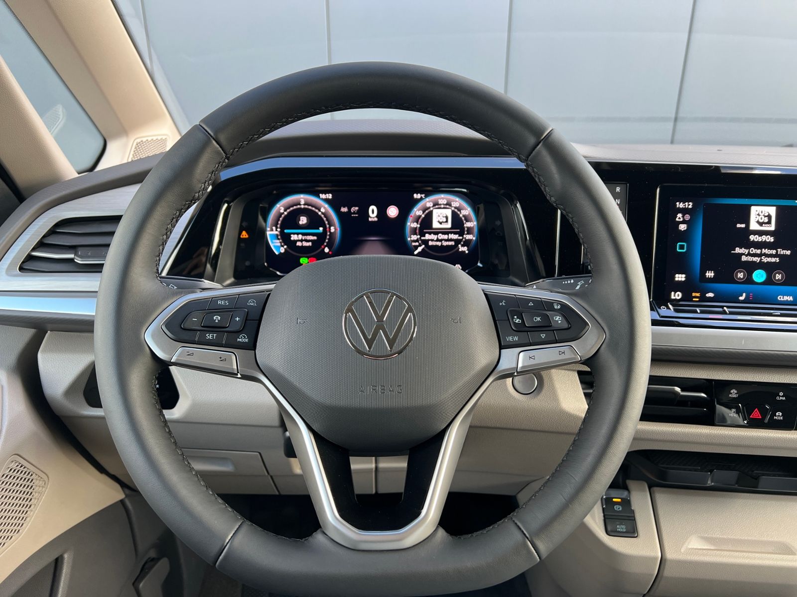 Fahrzeugabbildung Volkswagen California Ocean 2.0 TDI DSG *AHK, IQ.Light, Mar