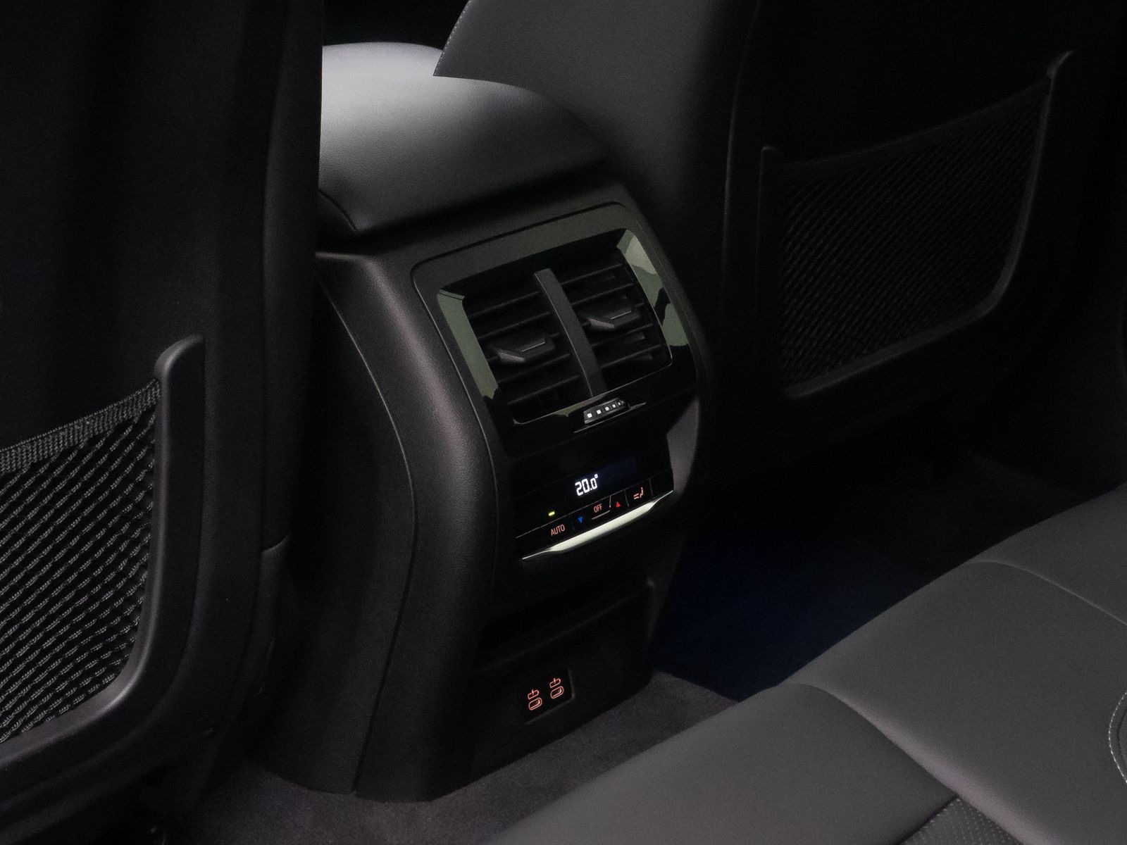 Fahrzeugabbildung BMW X3 xD30d M Sport Kamera DAB FernlichtAss 20Zoll