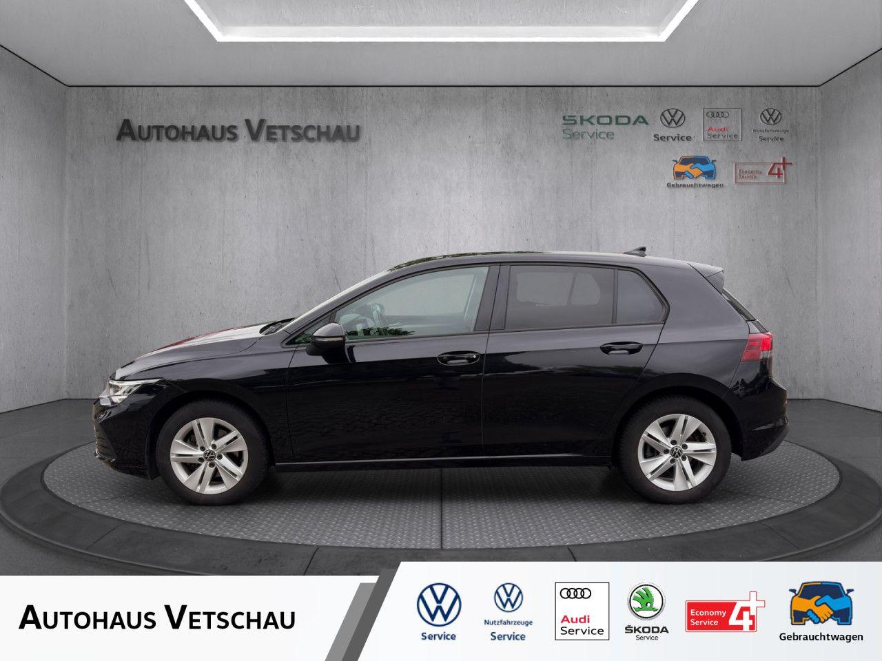 Volkswagen Golf VIII Life 1.5 eTSI DSG/NAVI/L+S/SHZ/LED/