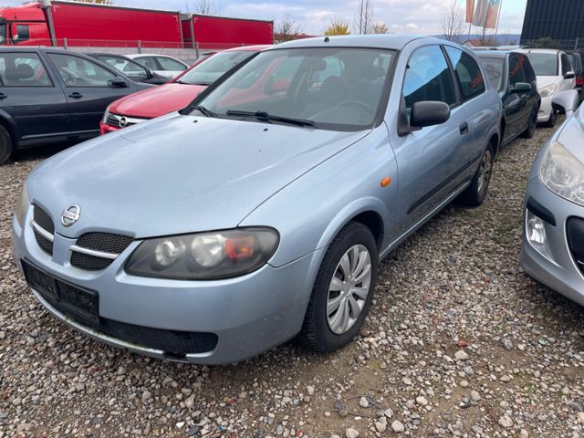 Nissan Almera 1.5 acenta