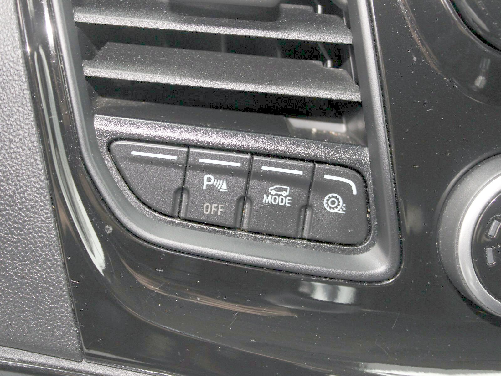 Fahrzeugabbildung Ford Tourneo Custom 320 L2 Tourneo Trend FWD