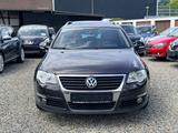 Volkswagen Passat Variant Comfortline Schiebedach AhK - VW Kombi von 2008