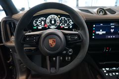 PORSCHE Cayenne GTS | Pano | SportDesign | Carbon | 22" PORSCHE Cayenne GTS | Pano | SportDesign | Carbon | 22"