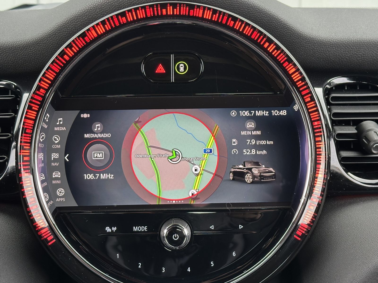 Fahrzeugabbildung MINI John Cooper Works Cabrio NAV+LED+VC+ACC+17ZO+PP