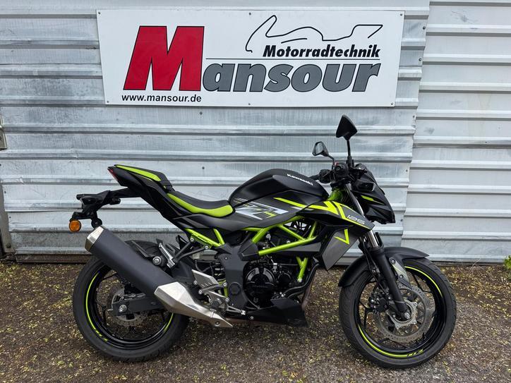 Kawasaki Z125 SERVICE NEU, BATTERIE NEU, TÜV NEU