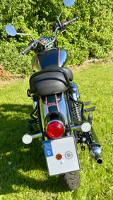 Royal Enfield Classic 350 - ROYAL ENFIELD CLASSIC