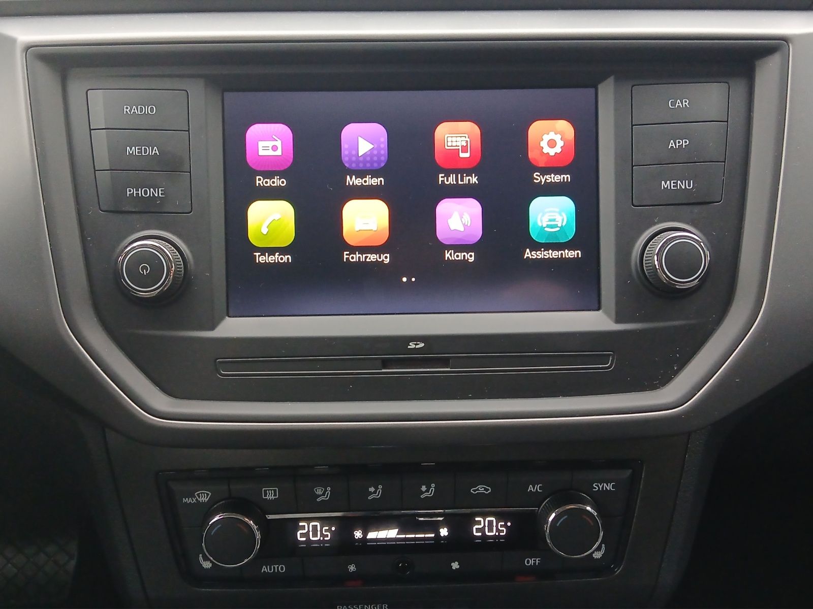 Fahrzeugabbildung SEAT Ibiza TSI DG Style Beats RFK Fast-Lane Climatron