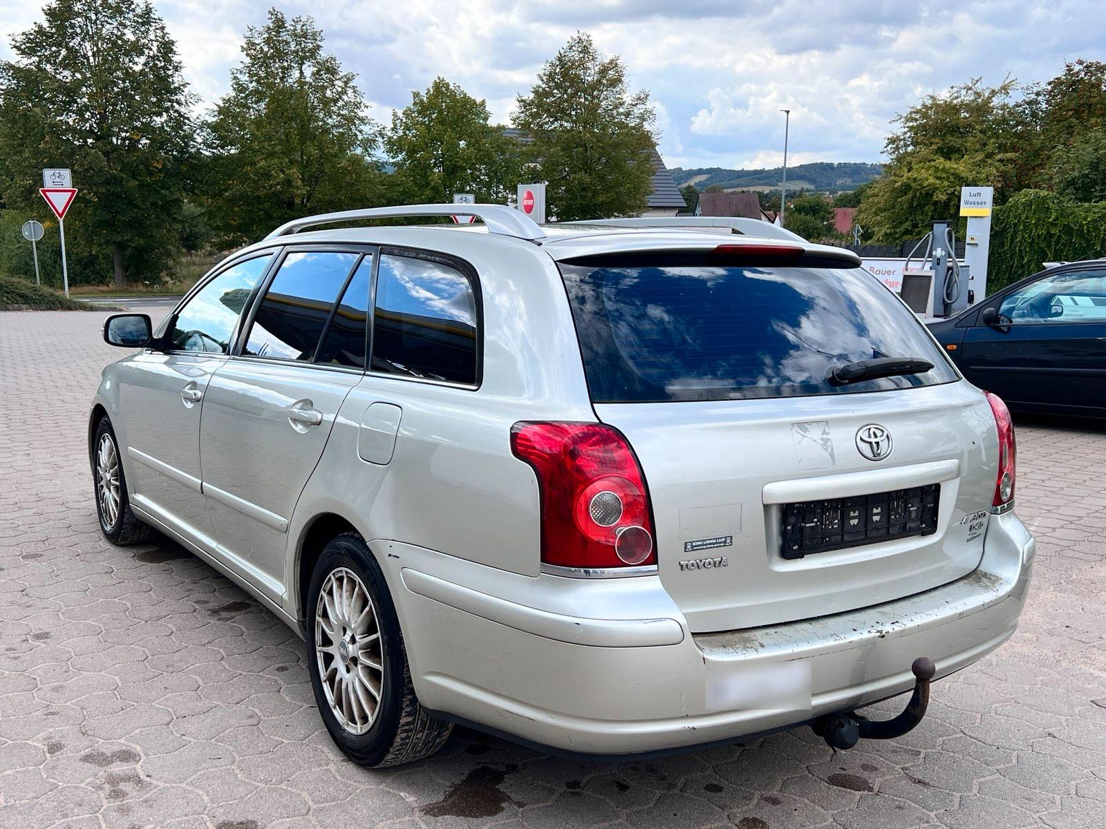 Toyota Avensis 2009 — photo 6