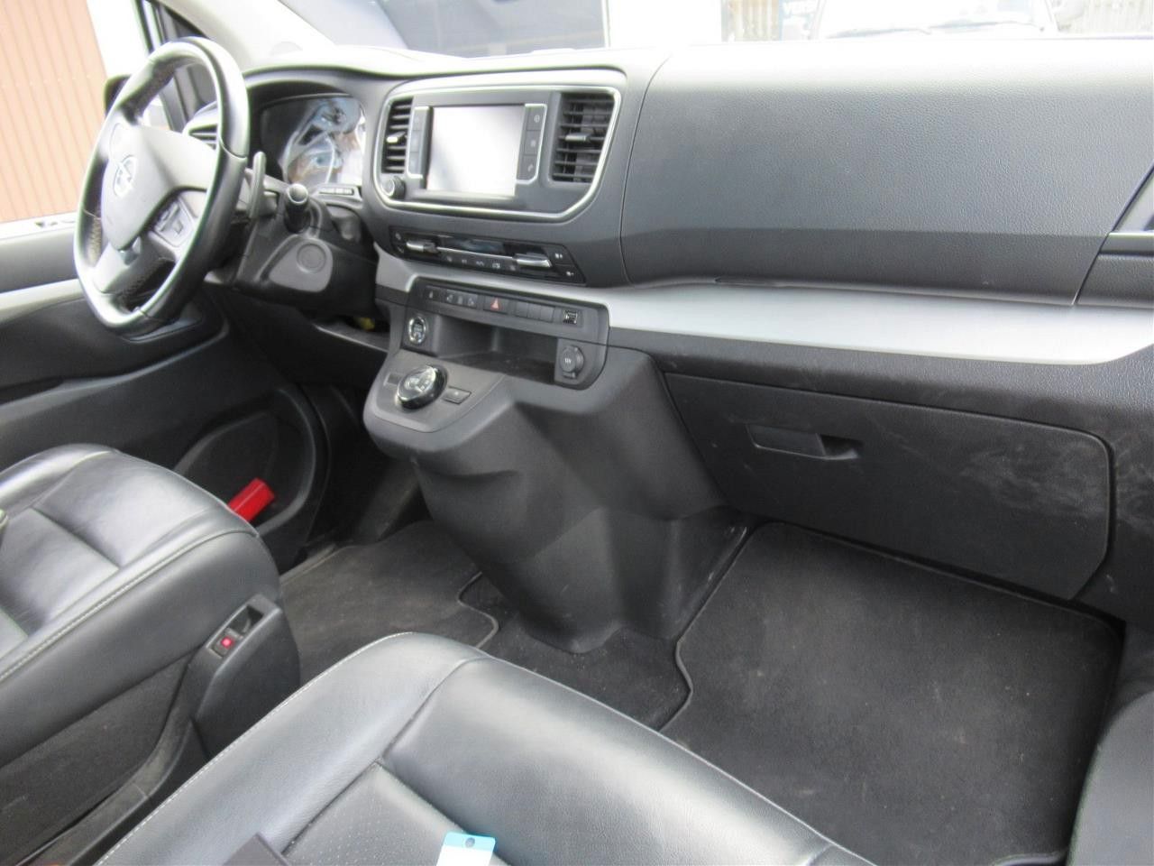 Fahrzeugabbildung Opel Zafira Life Tourer 2.0D "M" NAVI/LED/KAMERA/AHK