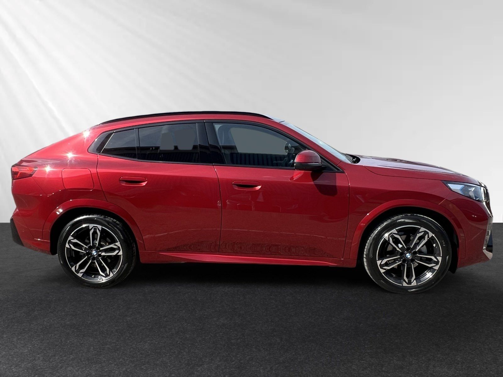 BMW iX2 - Bild 2