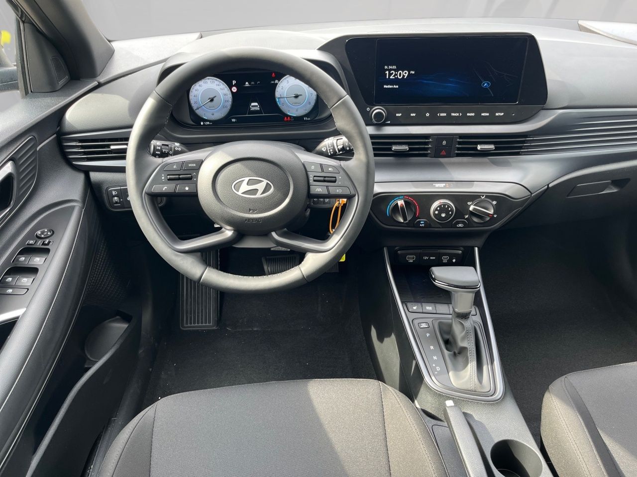 Fahrzeugabbildung Hyundai i20 BLACKLINE BOSE*NAVI*SHZ*LHZ*USB*