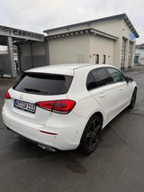 Mercedes-Benz A 220 DCT - - Mercedes-Benz A 220 mit Anhängerkupplung