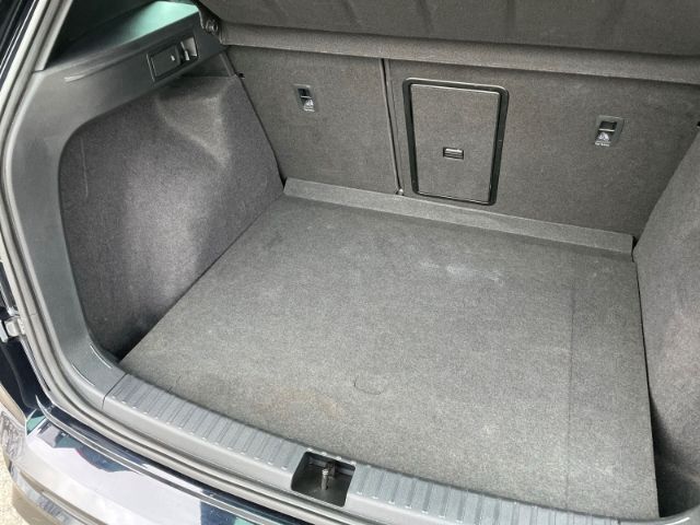 Fahrzeugabbildung CUPRA Ateca 2.0 TSI 4Drive Autom. Leder, AHK, Navi, Pa