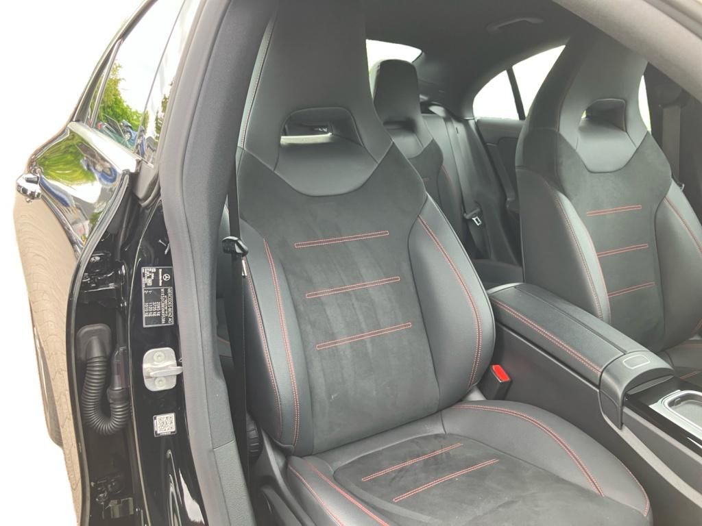 Fahrzeugabbildung Mercedes-Benz CLA 200 d Coupé AMG Line*Kamera*Ambientebel.