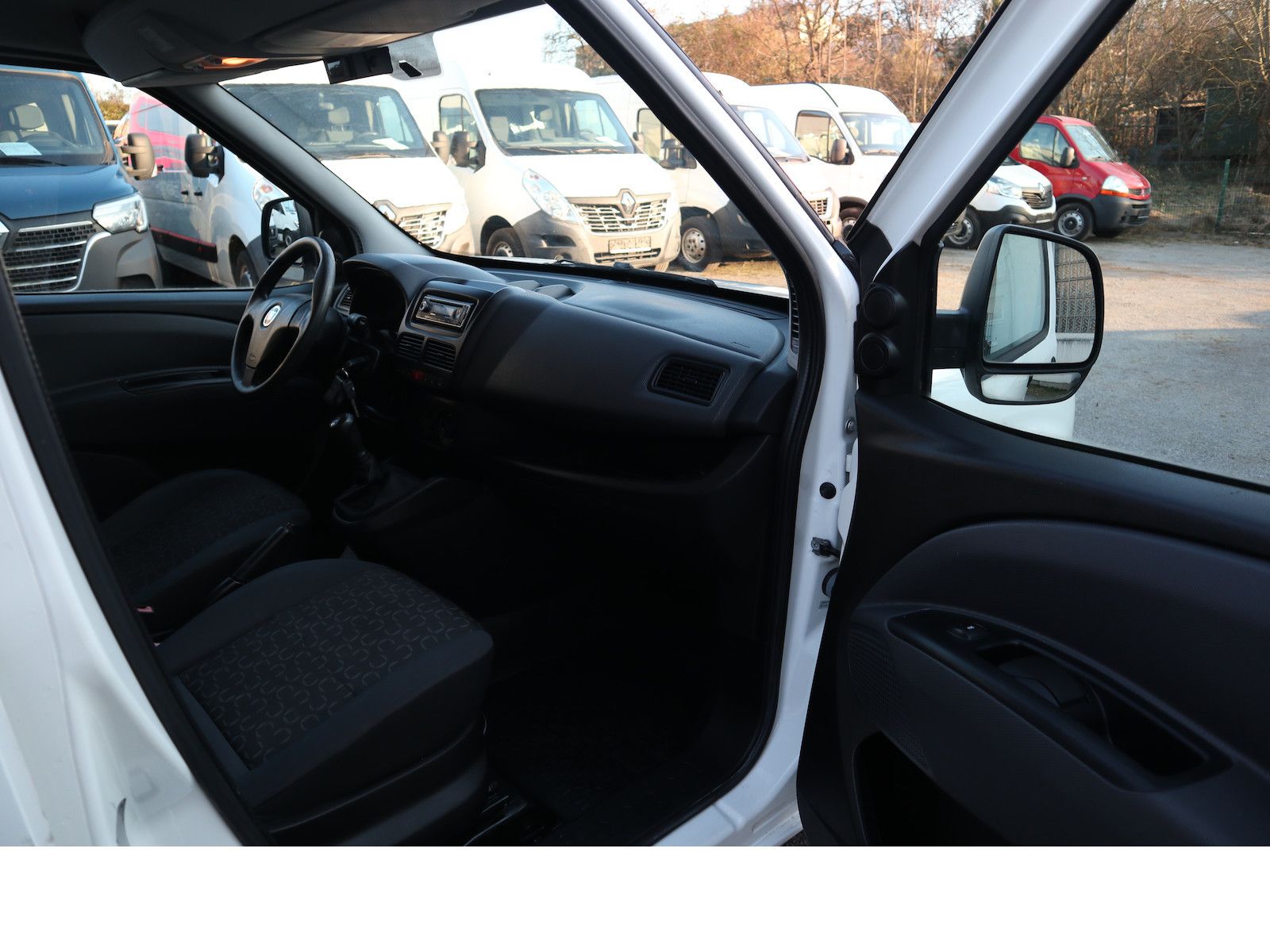 Fahrzeugabbildung Fiat Doblo SX Kasten Kühlwagen