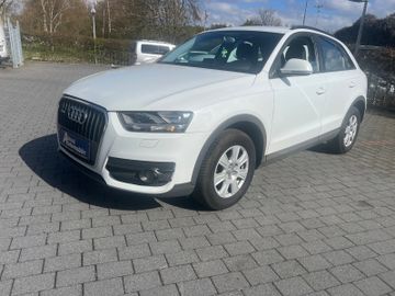 Audi Q3 - 1